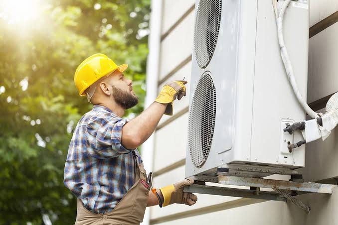 Signs It’s Time for an Air Conditioning Replacement This Season